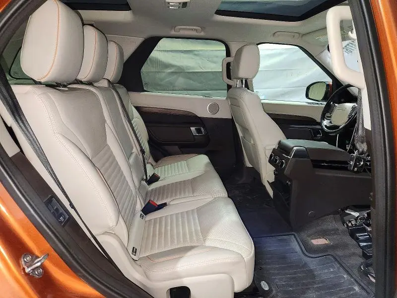 2017 LAND ROVER DISCOVERY HSE  