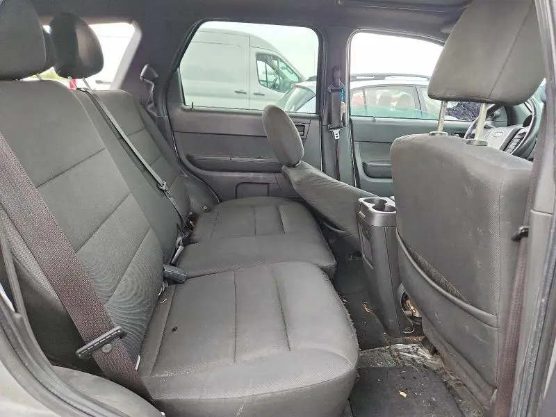 2011 FORD ESCAPE XLT  