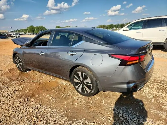 2021 NISSAN ALTIMA SV