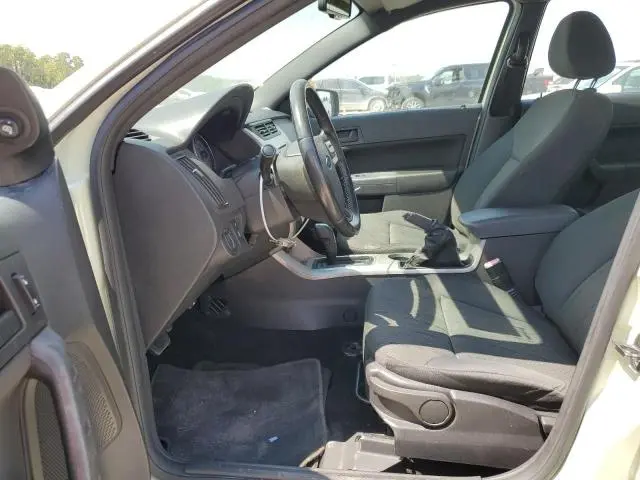 2010 FORD FOCUS SE  