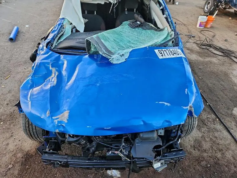 2021 NISSAN VERSA SR  