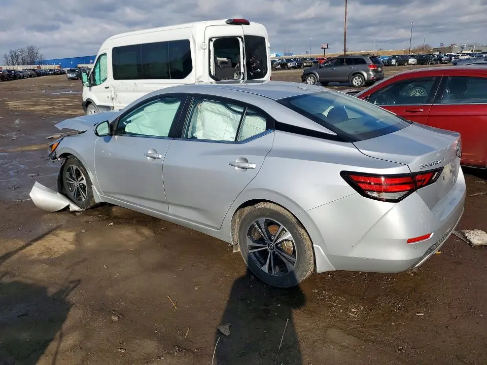 2021 NISSAN SENTRA SV  