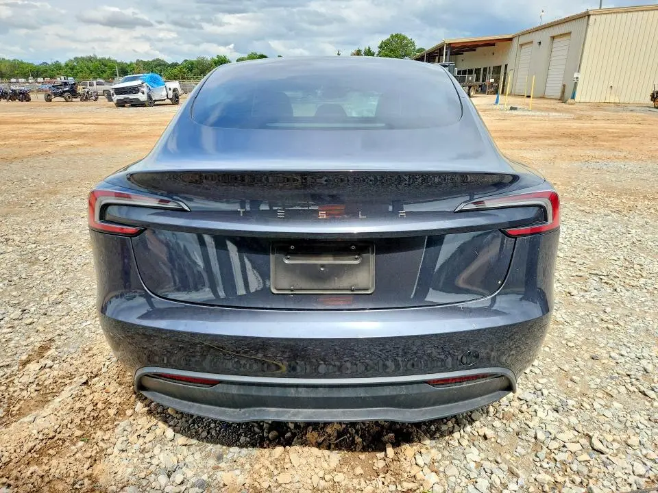 2025 TESLA MODEL 3   