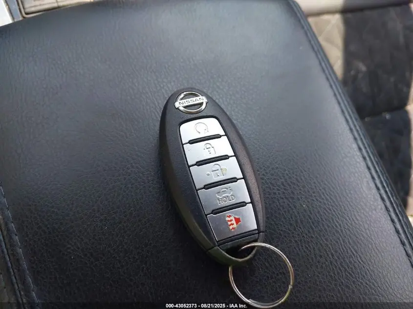 2017 NISSAN MAXIMA 3.5 SR