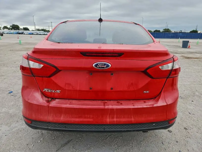 2012 FORD FOCUS SE  