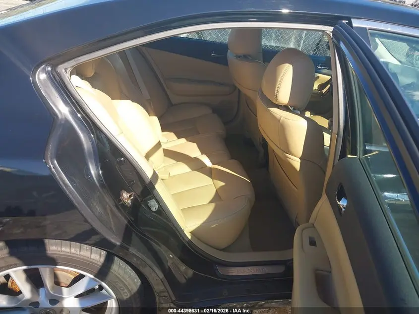 2010 NISSAN MAXIMA 3.5 SV