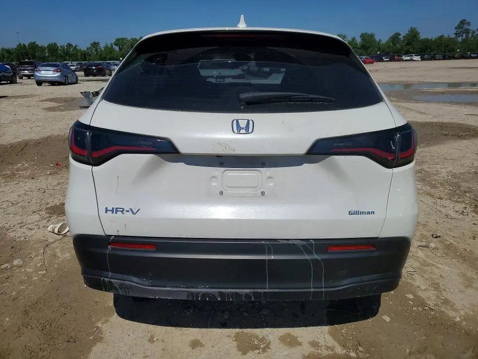 2025 HONDA HR-V LX  