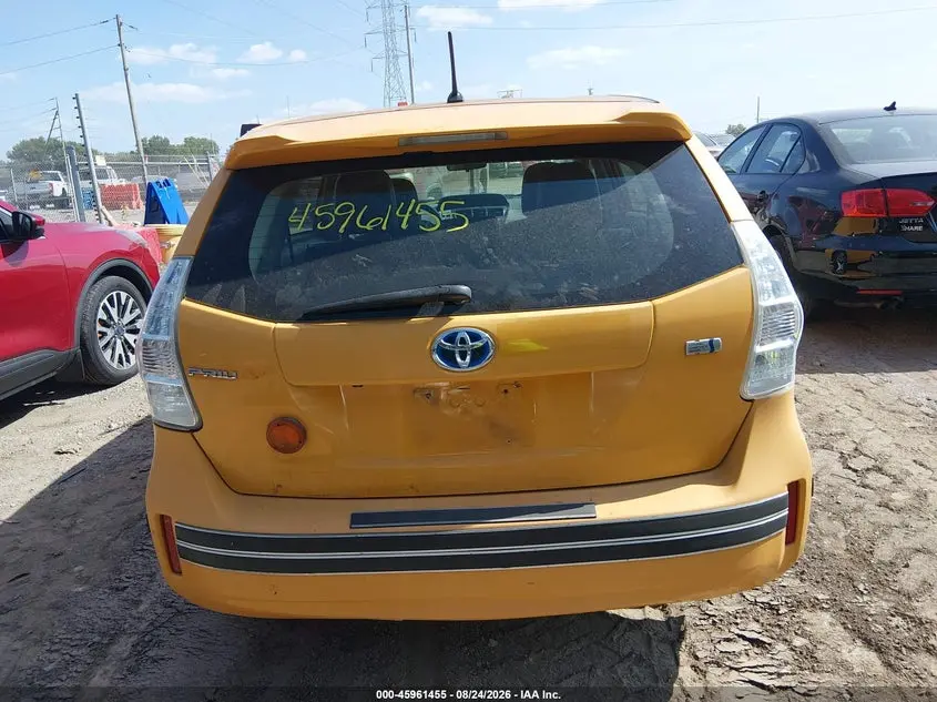 2014 TOYOTA PRIUS V TWO