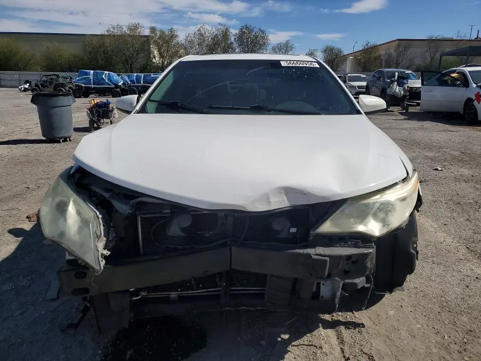 2014 TOYOTA CAMRY XLE V6  