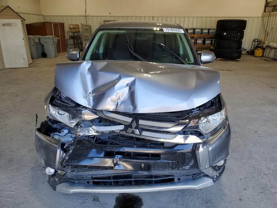 2018 MITSUBISHI OUTLANDER SE  