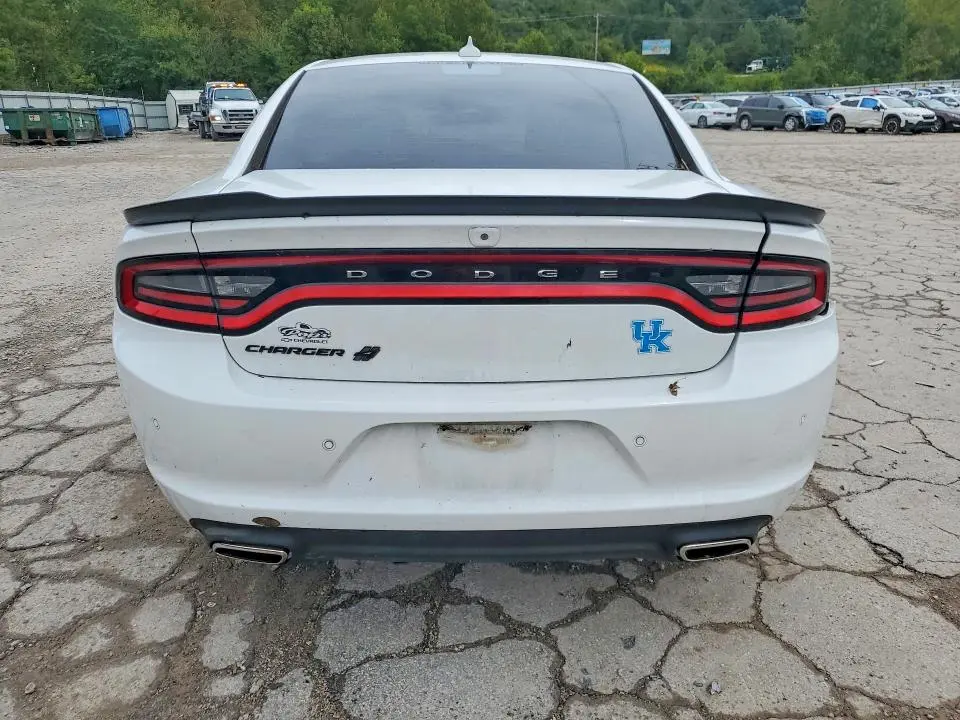 2019 DODGE CHARGER SXT  