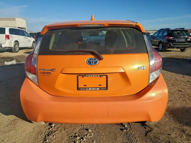 2015 TOYOTA PRIUS C   