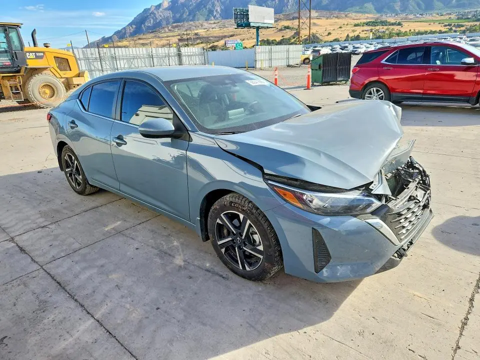 2024 NISSAN SENTRA SV  