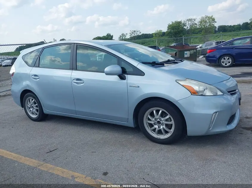 2012 TOYOTA PRIUS V TWO