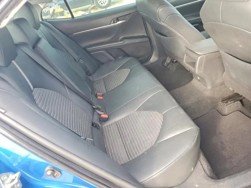 2018 TOYOTA CAMRY   