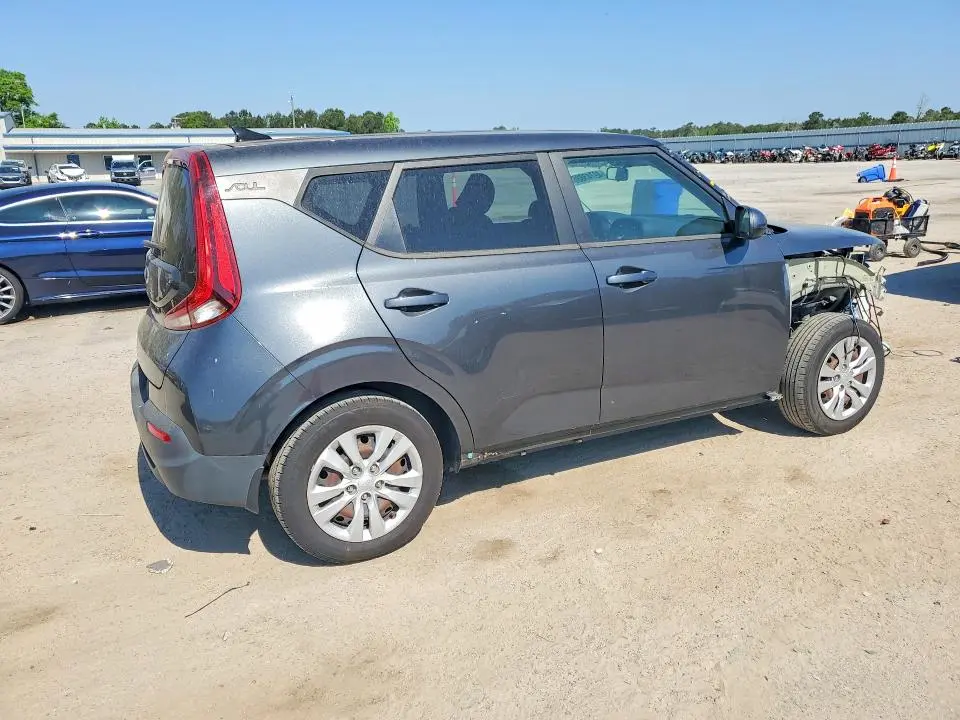 2021 KIA SOUL LX  