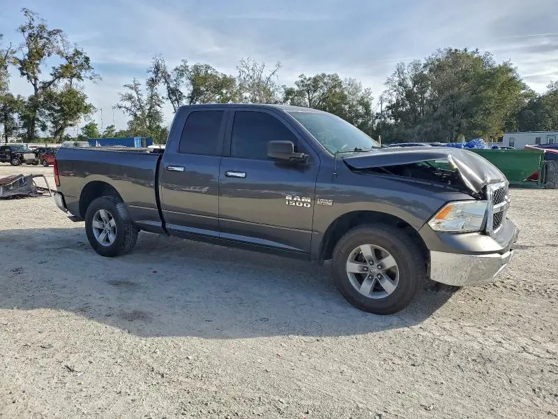2016 RAM 1500 SLT  