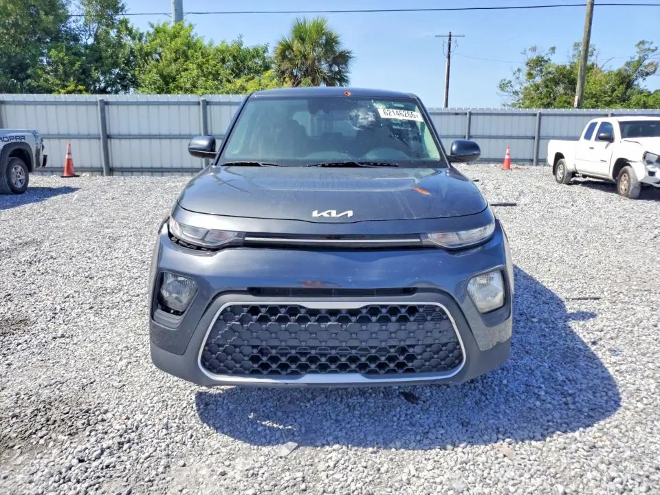 2022 KIA SOUL LX  