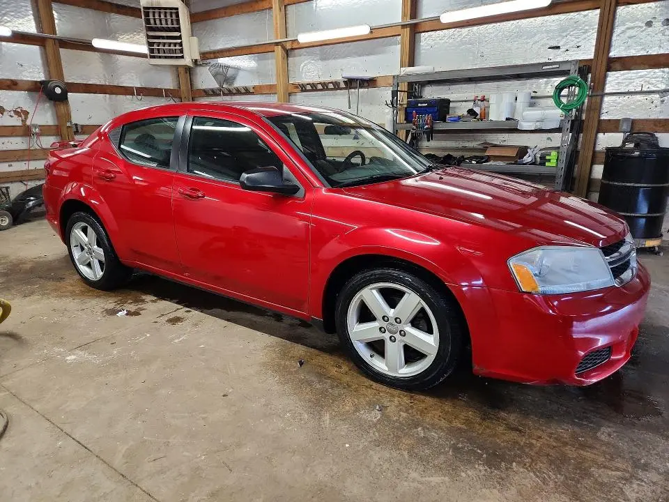2013 DODGE AVENGER SE  
