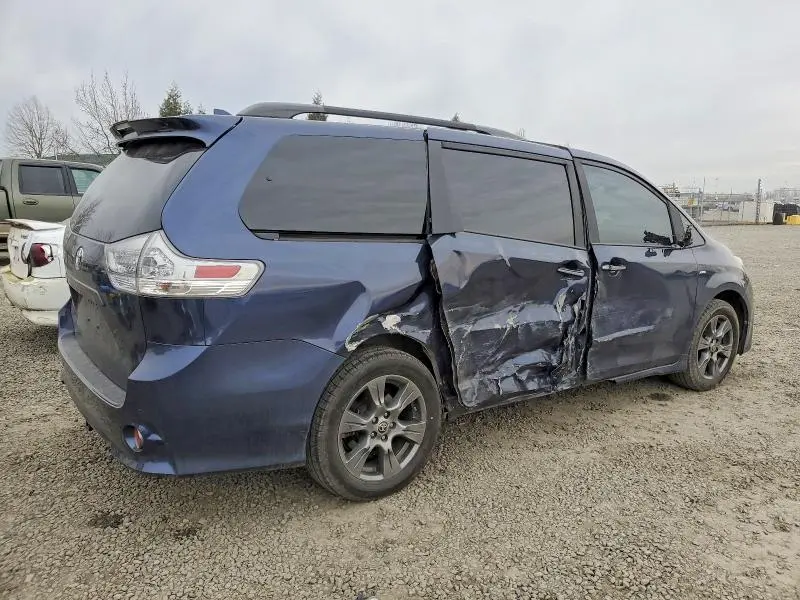 2020 TOYOTA SIENNA LIMITED 7-PASSENGER  