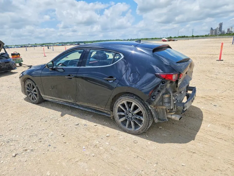 2021 MAZDA 3 PREMIUM  
