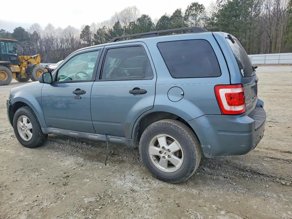 2010 FORD ESCAPE XLT  