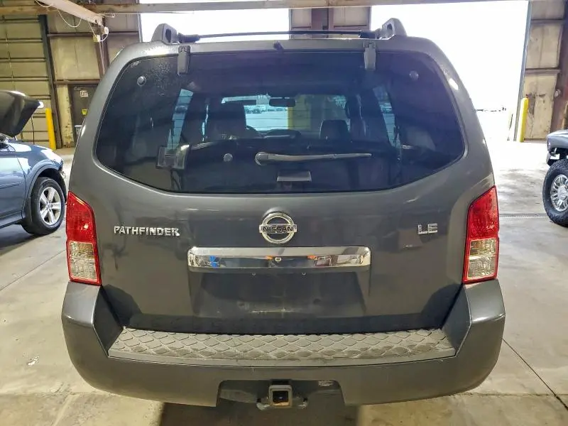 2011 NISSAN PATHFINDER S  