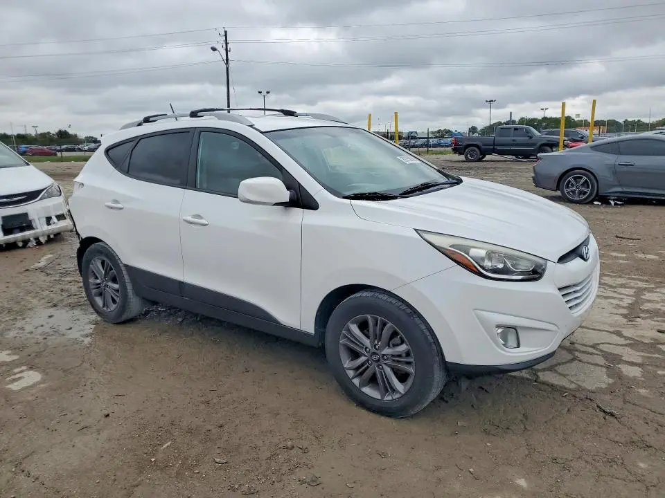 2015 HYUNDAI TUCSON SE  