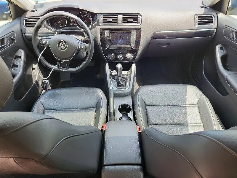 2016 VOLKSWAGEN JETTA SEL  