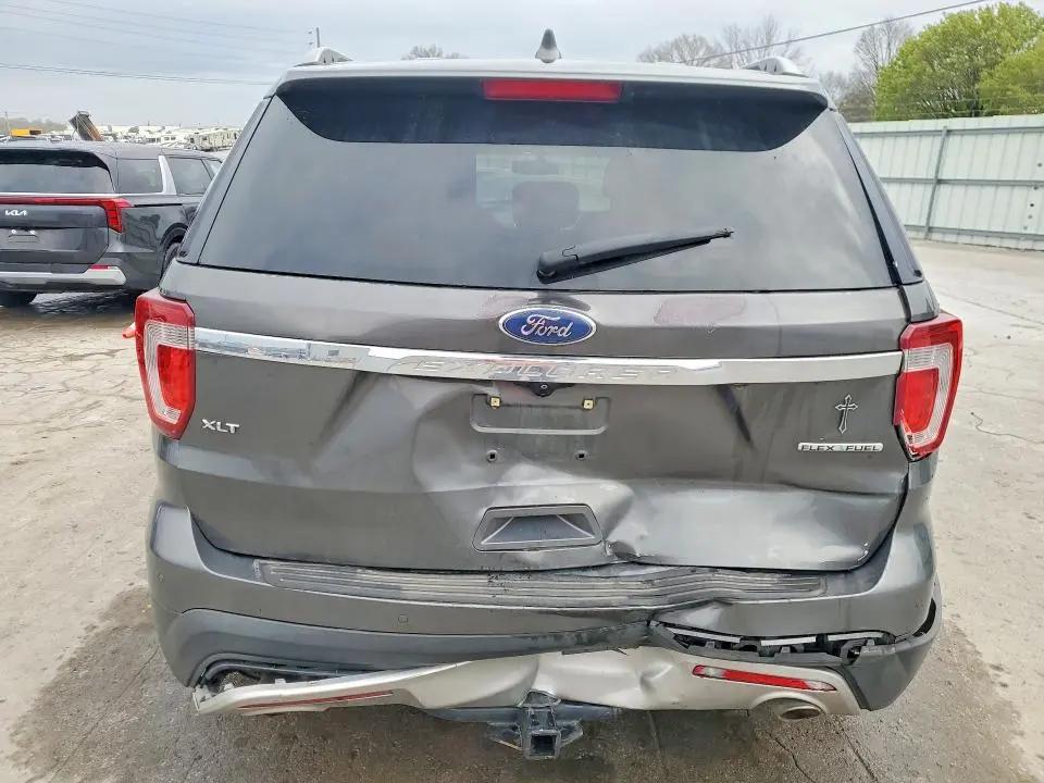 2016 FORD EXPLORER XLT  