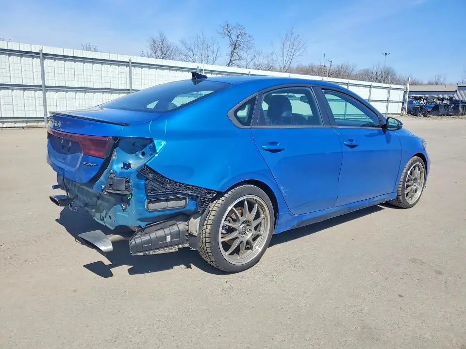 2022 KIA FORTE GT  