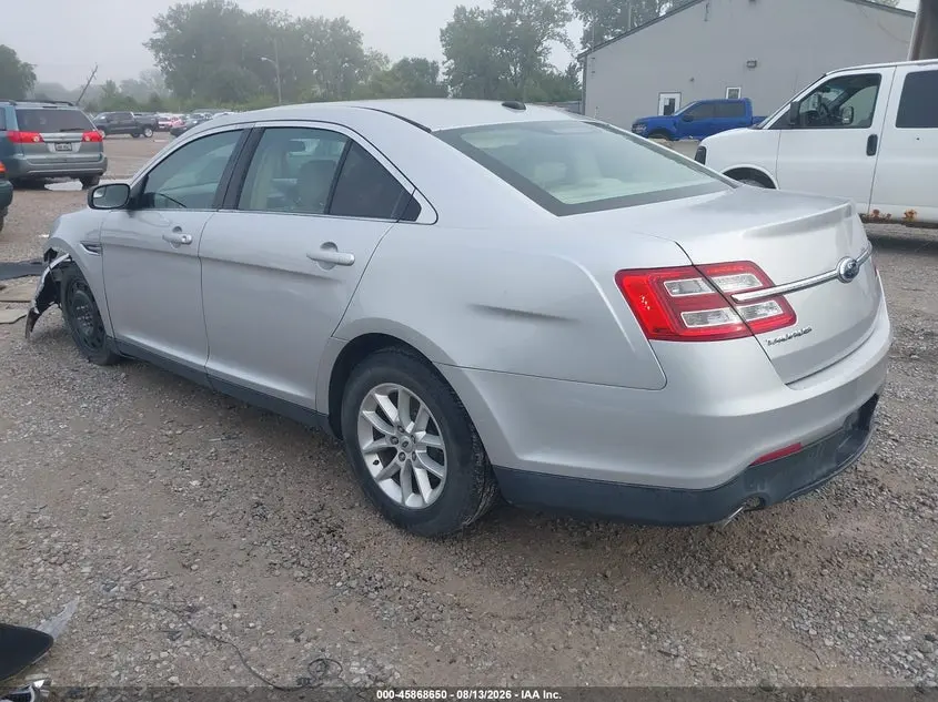 2013 FORD TAURUS SE