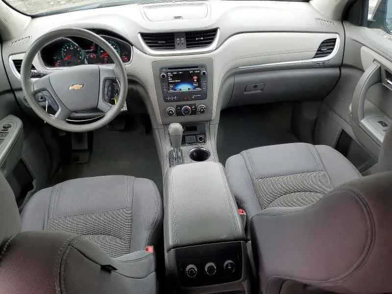 2016 CHEVROLET TRAVERSE LS  