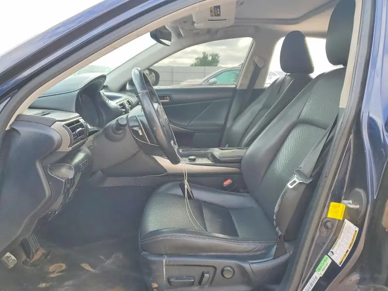 2019 LEXUS IS 300  