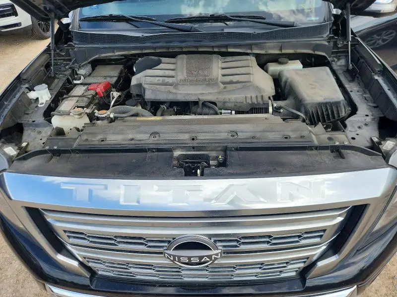 2023 NISSAN TITAN SV  