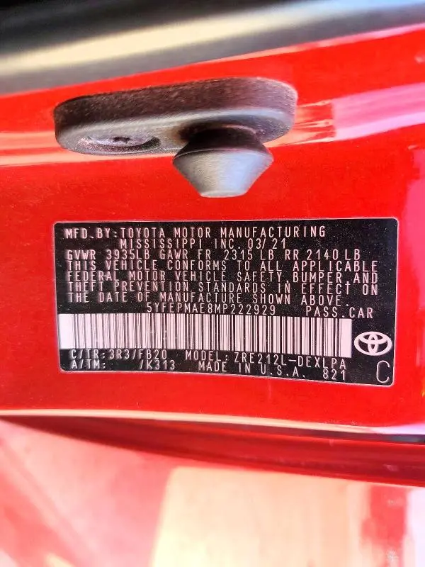 2021 TOYOTA COROLLA LE  