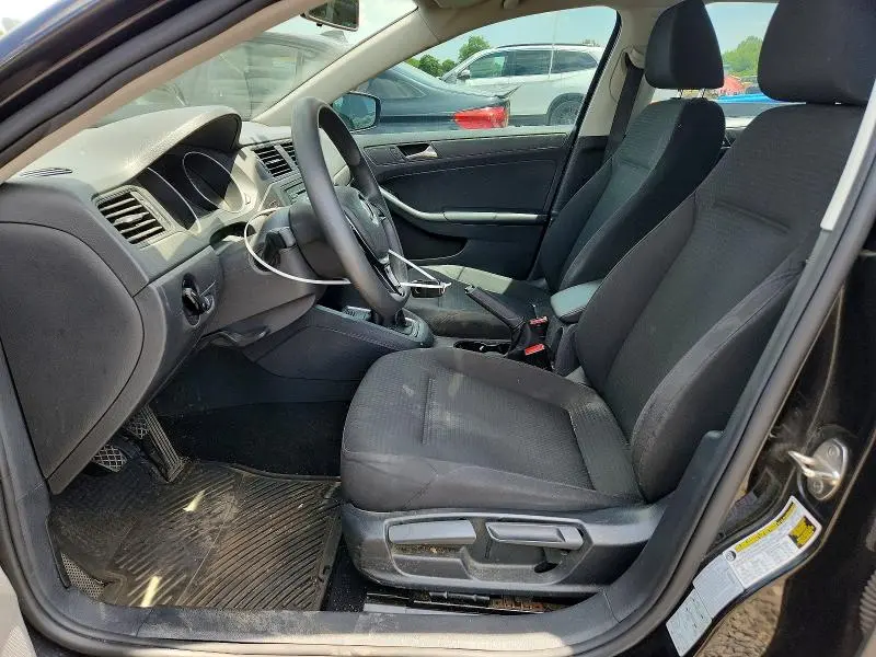 2015 VOLKSWAGEN JETTA BASE  