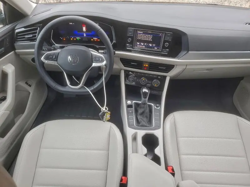 2024 VOLKSWAGEN JETTA SE  