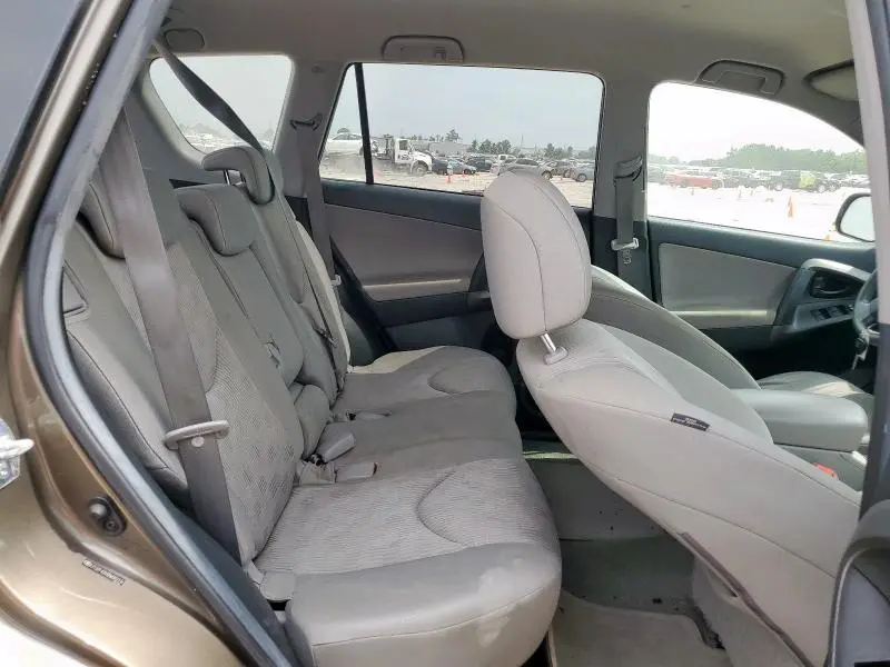 2011 TOYOTA RAV4   
