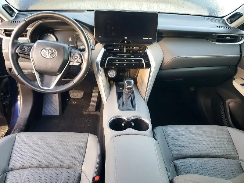 2021 TOYOTA VENZA LIMITED  