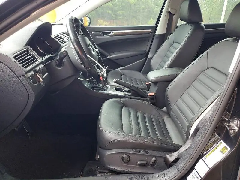 2017 VOLKSWAGEN PASSAT SEL PREMIUM  