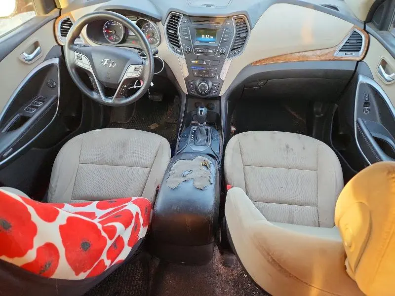 2016 HYUNDAI SANTA FE SE  