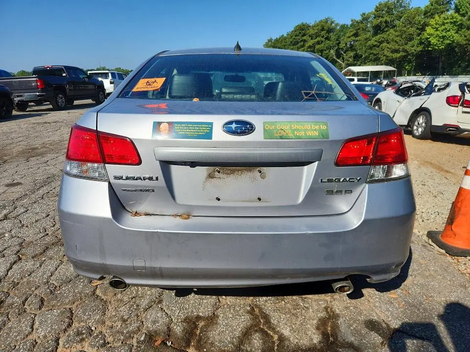 2012 SUBARU LEGACY 3.6R LIMITED  