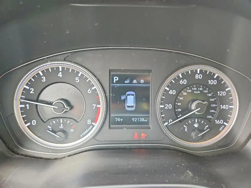 2019 HYUNDAI SANTA FE SE  