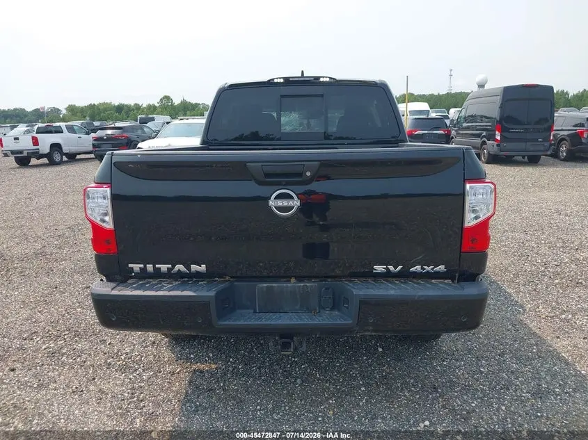 2024 NISSAN TITAN  