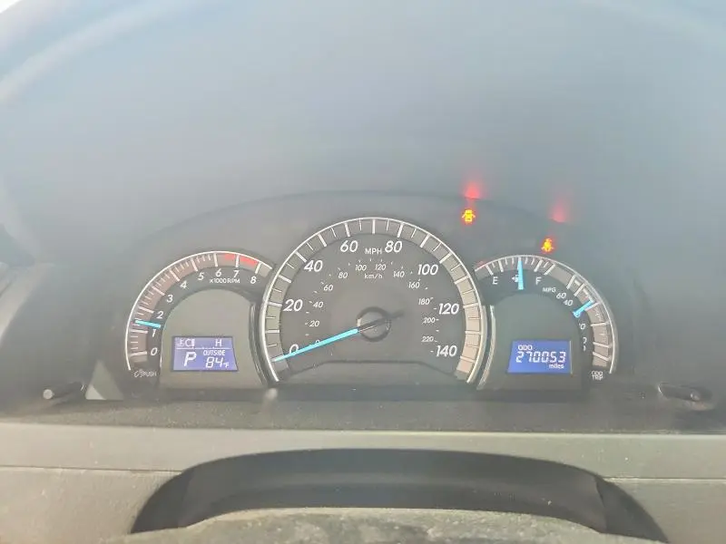 2012 TOYOTA CAMRY SE  