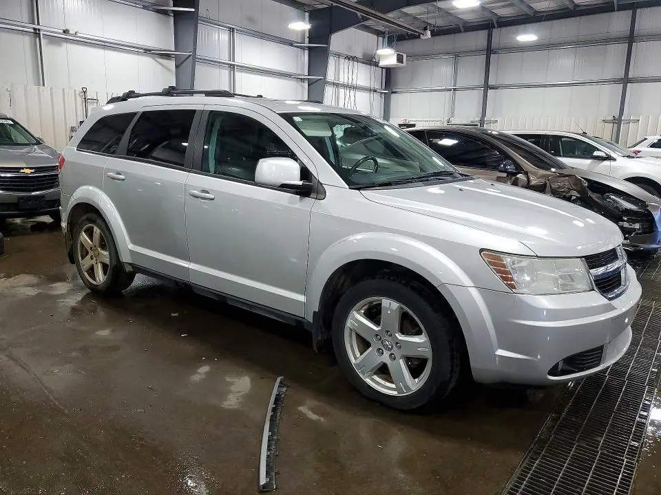 2010 DODGE JOURNEY SXT  
