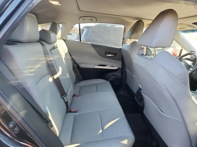 2021 TOYOTA VENZA LE  