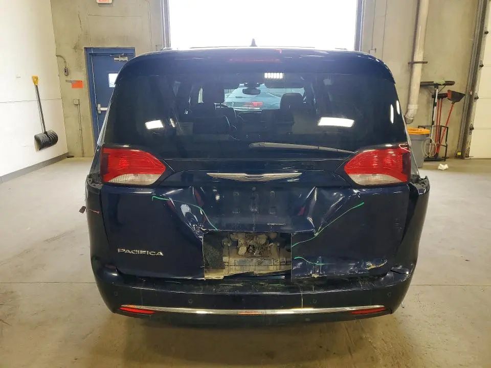 2017 CHRYSLER PACIFICA TOURING L  