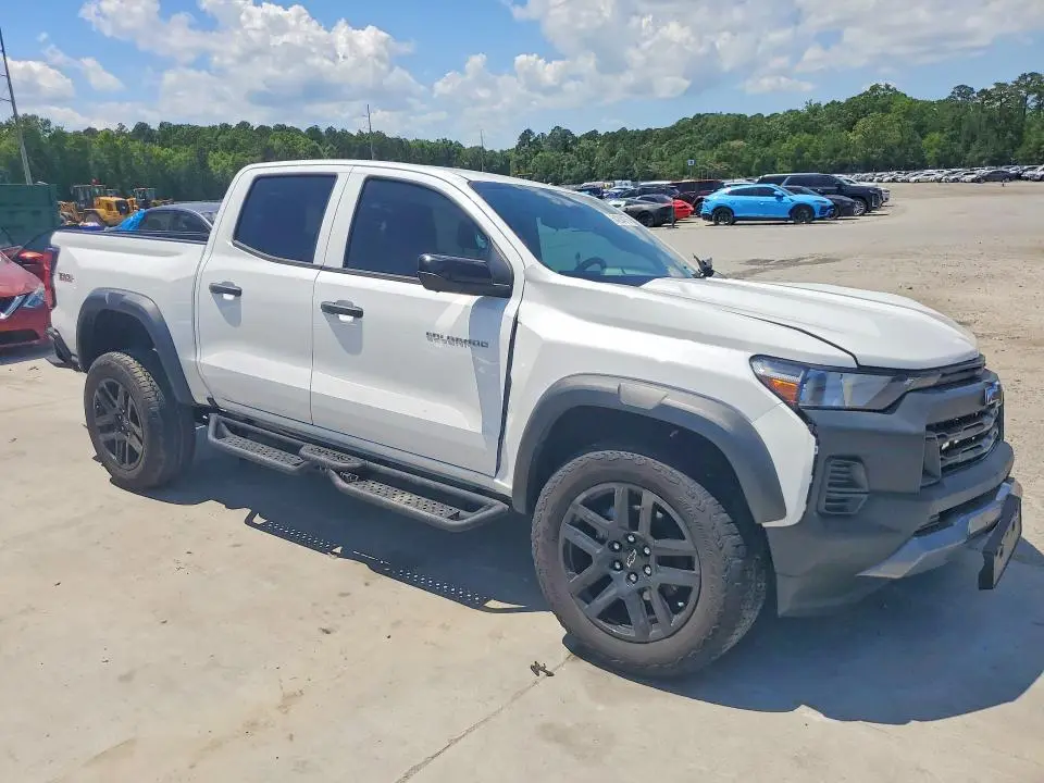 2024 CHEVROLET COLORADO TRAIL BOSS  